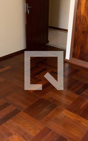 Casa à venda com 180m², 3 quartos e 4 vagas Casa à venda com 180m², 3 quartos e 4 vagasQUARTO 3