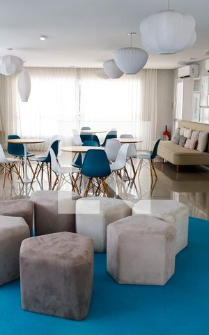 Apartamento à venda com 70m², 3 quartos e 2 vagas Apartamento à venda com 70m², 3 quartos e 2 vagasÁrea comum - Salão de festas