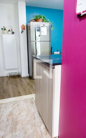 Apartamento à venda com 70m², 3 quartos e 2 vagas Apartamento à venda com 70m², 3 quartos e 2 vagasCozinha