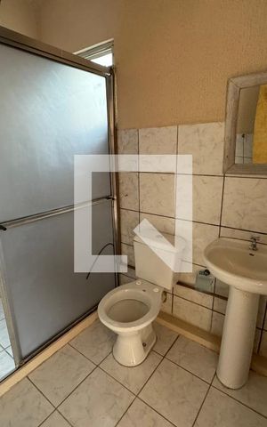 Apartamento para alugar com 49m², 2 quartos e 1 vaga Apartamento para alugar com 49m², 2 quartos e 1 vagaBanheiro