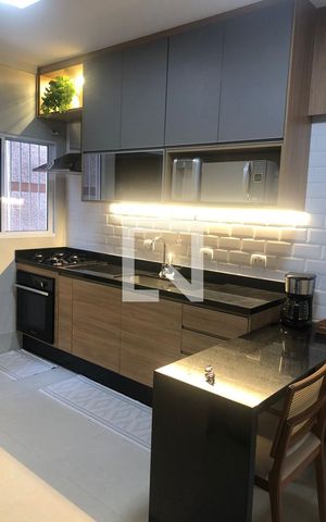 Casa à venda com 310m², 4 quartos e 2 vagas Casa à venda com 310m², 4 quartos e 2 vagasCozinha