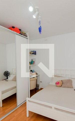 Casa à venda com 250m², 6 quartos e 2 vagasQuarto 5 - Suíte