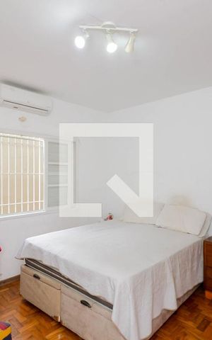 Casa à venda com 250m², 6 quartos e 2 vagasQuarto 1