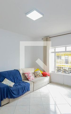 Casa à venda com 250m², 6 quartos e 2 vagasSala