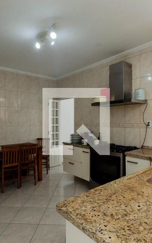 Casa à venda com 250m², 6 quartos e 2 vagasCozinha