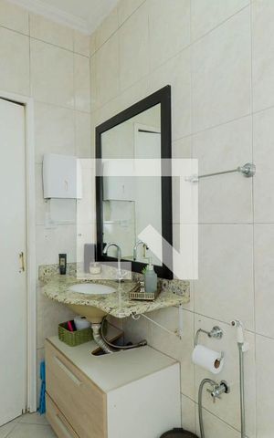 Casa à venda com 250m², 6 quartos e 2 vagasBanheiro Social