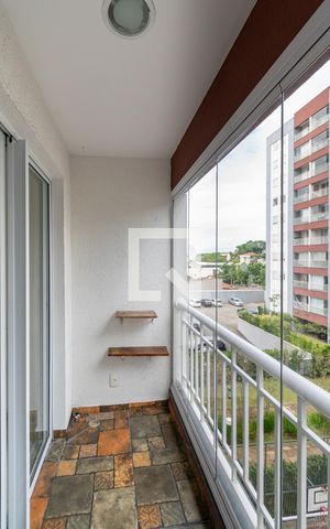 Apartamento à venda com 69m², 3 quartos e 1 vaga Apartamento à venda com 69m², 3 quartos e 1 vagaVaranda