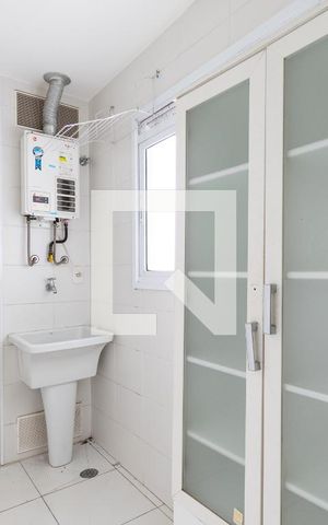 Apartamento à venda com 69m², 3 quartos e 1 vaga Apartamento à venda com 69m², 3 quartos e 1 vagaÁrea de Serviço