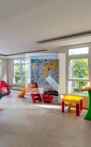 Apartamento à venda com 69m², 3 quartos e 1 vaga Apartamento à venda com 69m², 3 quartos e 1 vagaBrinquedoteca