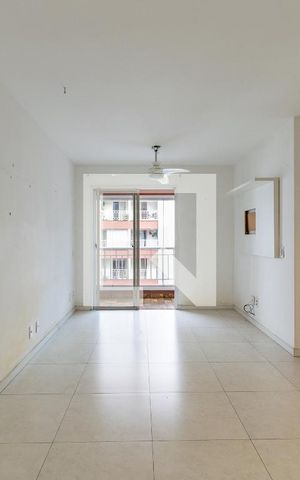 Apartamento à venda com 69m², 3 quartos e 1 vaga Apartamento à venda com 69m², 3 quartos e 1 vagaSala