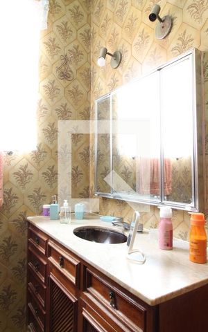 Casa para alugar com 255m², 3 quartos e 2 vagasBanheiro Social 2