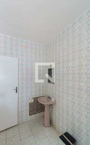 Apartamento para alugar com 110m², 2 quartos e sem vaga Apartamento para alugar com 110m², 2 quartos e sem vagaBanheiro