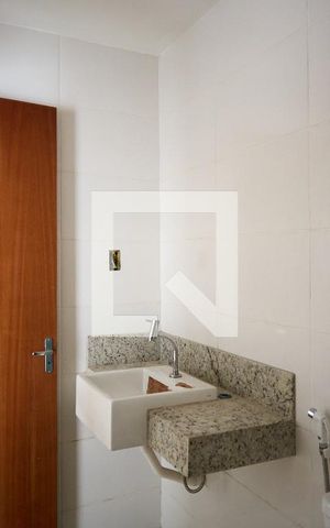 Casa à venda com 130m², 3 quartos e 8 vagasBanheiro