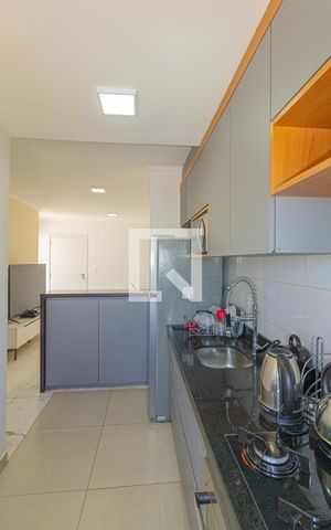Apartamento à venda com 45m², 2 quartos e 1 vaga Apartamento à venda com 45m², 2 quartos e 1 vagaCozinha e Área de Serviço