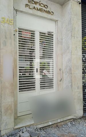 Studio à venda com 35m², 1 quarto e sem vaga Studio à venda com 35m², 1 quarto e sem vagaFachada