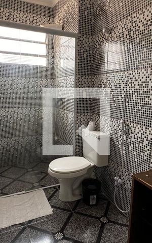 Apartamento à venda com 74m², 3 quartos e 1 vaga Apartamento à venda com 74m², 3 quartos e 1 vagaBanheiro
