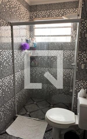 Apartamento à venda com 74m², 3 quartos e 1 vaga Apartamento à venda com 74m², 3 quartos e 1 vagaBanheiro