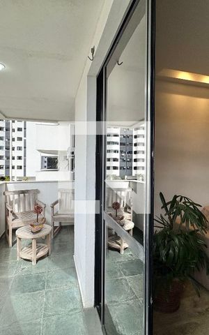 Apartamento à venda com 85m², 2 quartos e 1 vaga Apartamento à venda com 85m², 2 quartos e 1 vagaVaranda