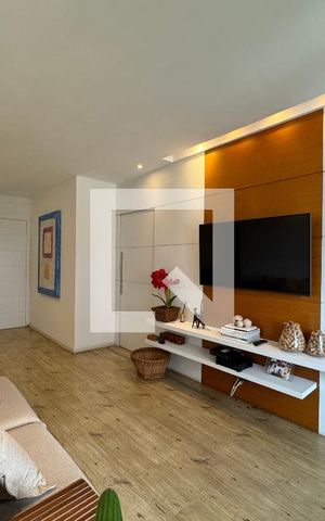 Apartamento à venda com 85m², 2 quartos e 1 vaga Apartamento à venda com 85m², 2 quartos e 1 vagaSala