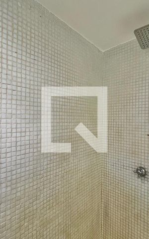 Apartamento à venda com 85m², 2 quartos e 1 vaga Apartamento à venda com 85m², 2 quartos e 1 vagaSuíte - Banheiro