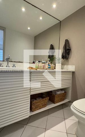 Apartamento à venda com 85m², 2 quartos e 1 vaga Apartamento à venda com 85m², 2 quartos e 1 vagaSuíte - Banheiro