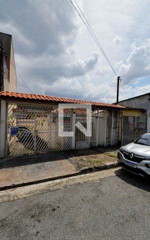 Casa para alugar com 250m², 3 quartos e 3 vagasFachada/ Placa 
