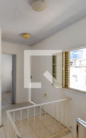 Casa para alugar com 250m², 3 quartos e 3 vagasCorredor 