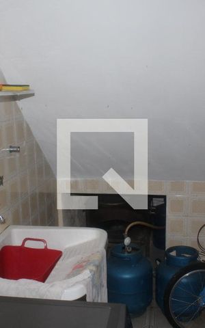 Casa à venda com 190m², 3 quartos e 2 vagasÁrea de Serviço