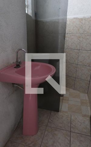 Casa para alugar com 40m², 1 quarto e sem vagaBanheiro