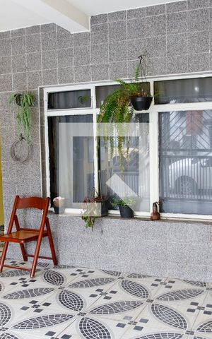 Casa à venda com 190m², 3 quartos e 2 vagas Casa à venda com 190m², 3 quartos e 2 vagasGaragem