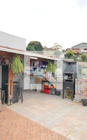 Apartamento à venda com 110m², 3 quartos e 1 vagaVaranda