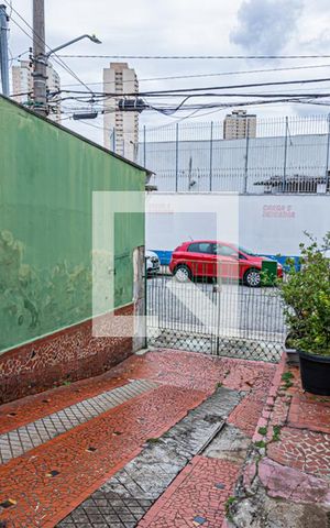 Casa à venda com 100m², 3 quartos e 2 vagas Casa à venda com 100m², 3 quartos e 2 vagasGaragem