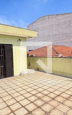 Casa à venda com 250m², 3 quartos e 2 vagas Casa à venda com 250m², 3 quartos e 2 vagasSuite 1Varanda