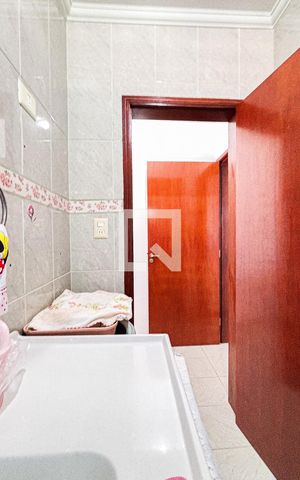 Casa à venda com 250m², 3 quartos e 2 vagas Casa à venda com 250m², 3 quartos e 2 vagasBanheiro da Suíte 1