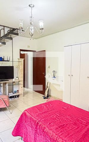 Casa à venda com 250m², 3 quartos e 2 vagas Casa à venda com 250m², 3 quartos e 2 vagasSala de Jantar