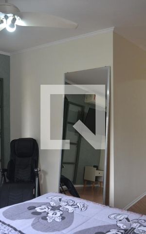 Casa à venda com 215m², 4 quartos e 2 vagasQuarto Suíte
