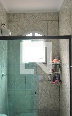 Casa à venda com 215m², 4 quartos e 2 vagasBanheiro Social