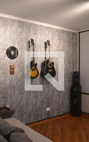 Casa à venda com 215m², 4 quartos e 2 vagasSala