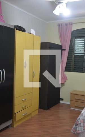 Casa à venda com 215m², 4 quartos e 2 vagasQuarto 2