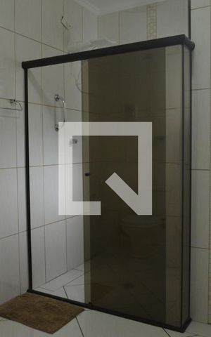 Casa à venda com 215m², 4 quartos e 2 vagasBanheiro da Suíte