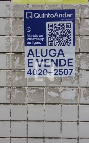 Apartamento à venda com 65m², 2 quartos e 1 vaga Apartamento à venda com 65m², 2 quartos e 1 vagaPlaquinha Instalada