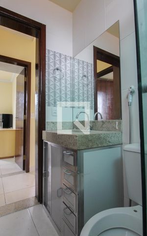 Apartamento à venda com 65m², 2 quartos e 1 vaga Apartamento à venda com 65m², 2 quartos e 1 vagaBanheiro Social