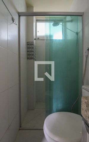 Apartamento à venda com 65m², 2 quartos e 1 vaga Apartamento à venda com 65m², 2 quartos e 1 vagaBanheiro da Suíte