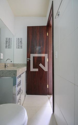 Apartamento à venda com 65m², 2 quartos e 1 vaga Apartamento à venda com 65m², 2 quartos e 1 vagaBanheiro da Suíte