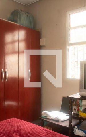 Casa à venda com 150m², 2 quartos e 2 vagasQuarto