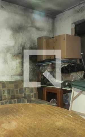 Casa à venda com 150m², 2 quartos e 2 vagasSala