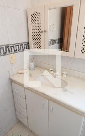 Casa de condomínio à venda com 500m², 3 quartos e 4 vagasBanheiro 3