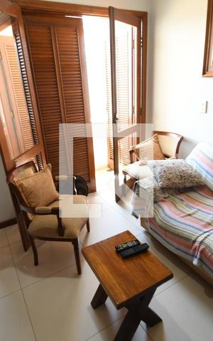 Casa de condomínio à venda com 500m², 3 quartos e 4 vagasQuarto 2 - Suíte