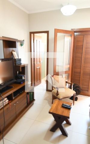 Casa de condomínio à venda com 500m², 3 quartos e 4 vagasQuarto 2 - Suíte