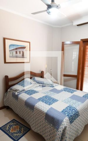 Casa de condomínio à venda com 500m², 3 quartos e 4 vagasQuarto 3 - Suíte